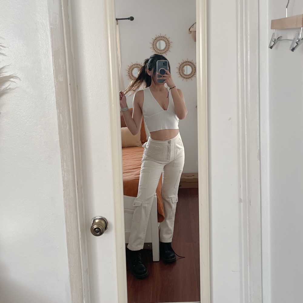 Beige cargo jeans